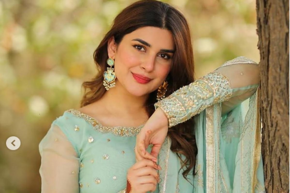 Kubra khan